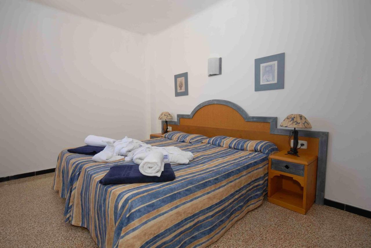 Apartamentos Sol Naixent Cala Ferrera  Exterior foto