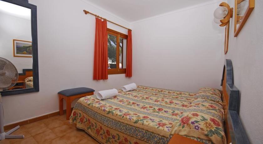 Apartamentos Sol Naixent Cala Ferrera  Exterior foto