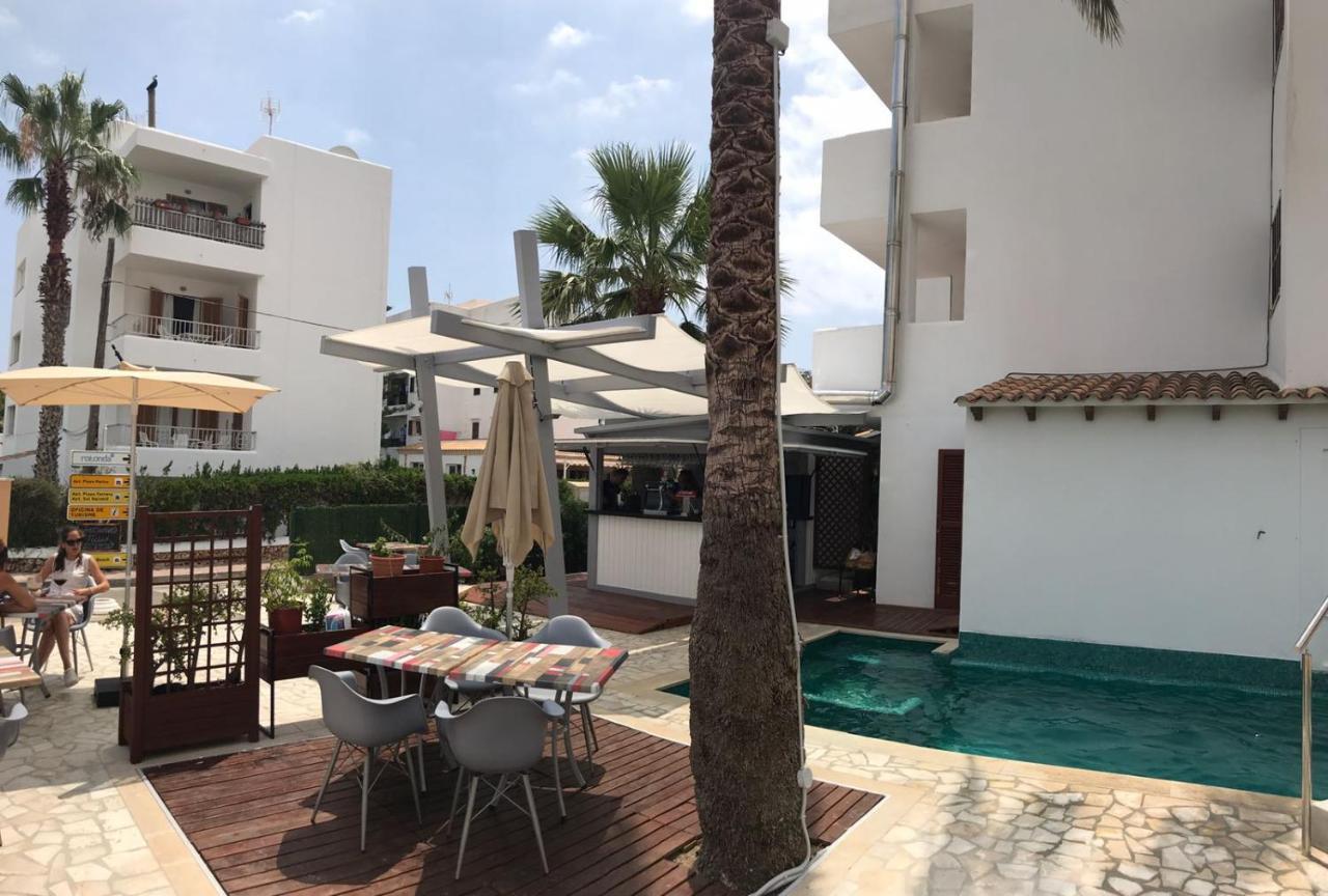 Apartamentos Sol Naixent Cala Ferrera  Exterior foto